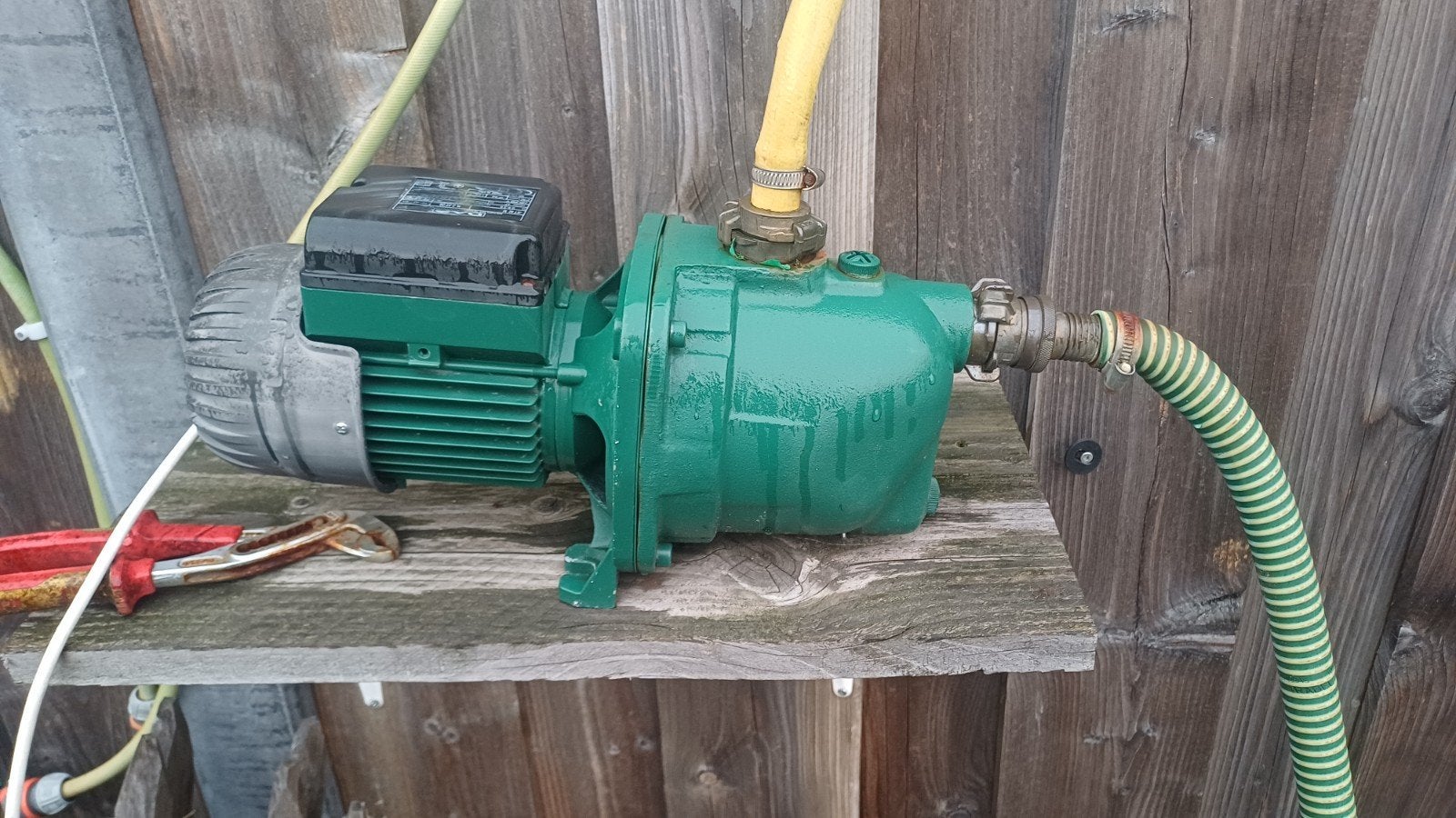 dab grondwaterpomp 1 jaar oud, Tuin en Terras, Ophalen of Verzenden, Zo goed als nieuw, Beregeningspomp
