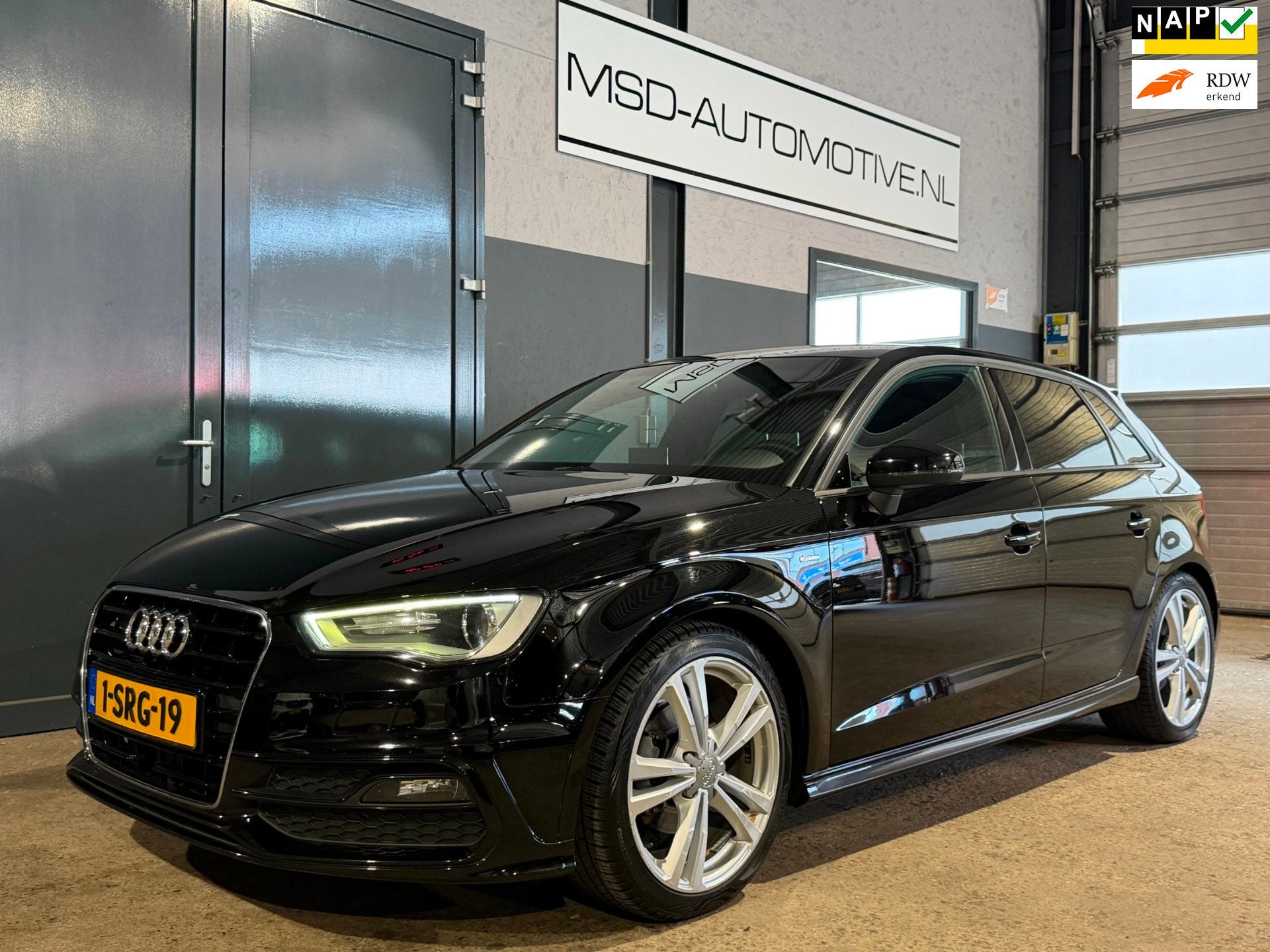 Audi A3 Sportback 1.4 TFSI Ambition Pro Line S-Line Onderhou, Auto's, Gebruikt, Leder en Stof, Origineel Nederlands, 650 kg