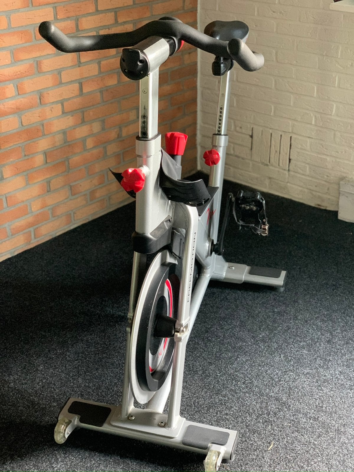 Spinningbike, Ophalen, Zo goed als nieuw, Spinningfiets