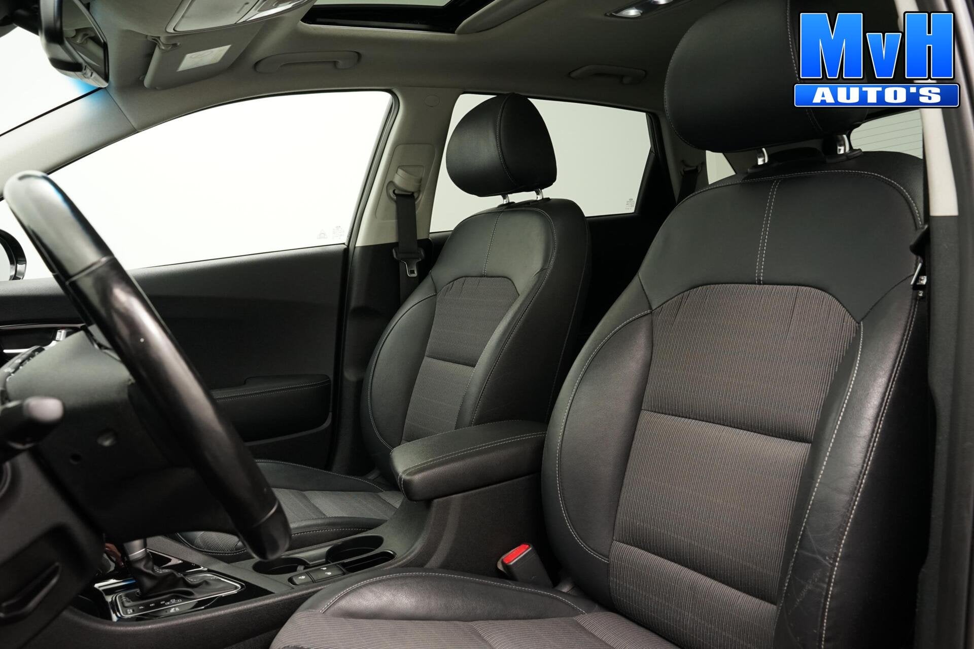 Kia Niro 1.6 GDi Hybrid Edition|CAM|STUUR/STOEL.VERW|TREKHAA, Gebruikt, Euro 6, Origineel Nederlands, SUV of Terreinwagen