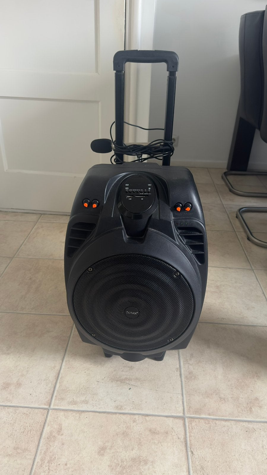 Speaker + Akai Microfoon Bluetooth, Ophalen, Gebruikt