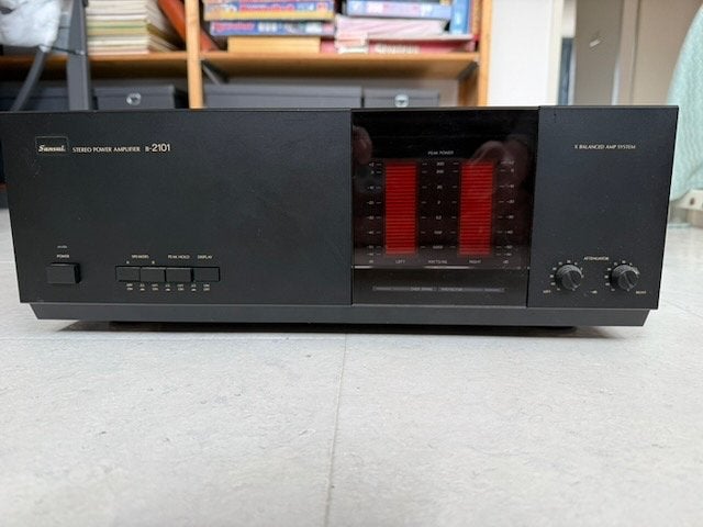 Mooie Sansui B-2101 eindversterker, Refurbished, 120 watt of meer, Stereo, Ophalen
