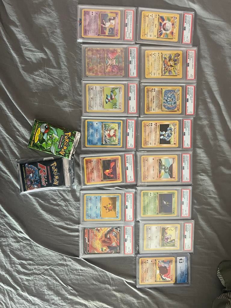 Diverse PSA graded vintage Pokemon kaarten en 2 boosterpacks, Hobby en Vrije tijd, Verzamelkaartspellen | Pokémon, Ophalen of Verzenden