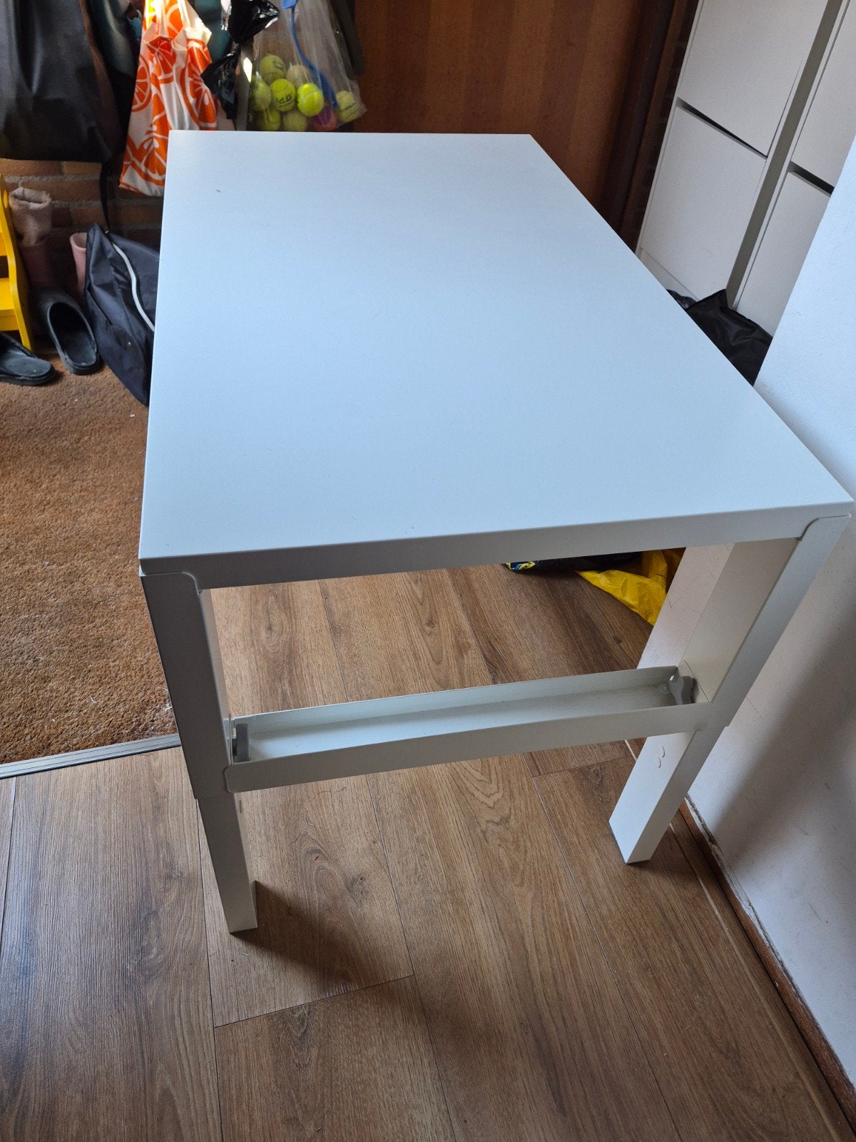 Ikea Pahl meegroeibureau, Ophalen, Zo goed als nieuw, Tafel(s)