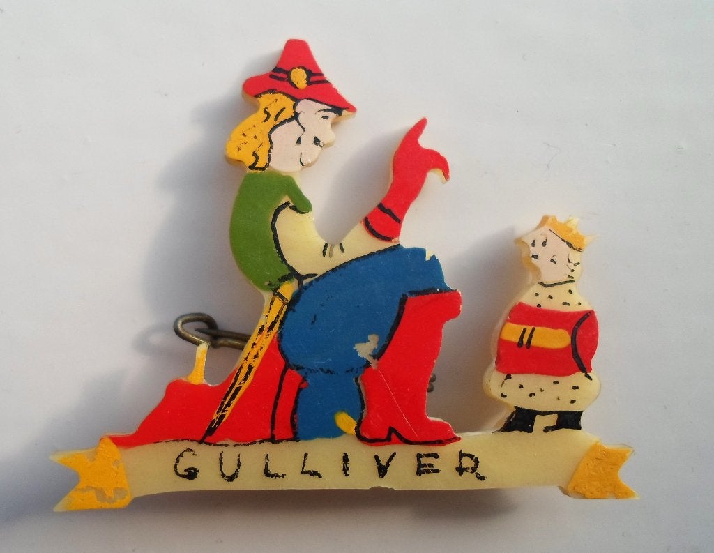 Oude Broche Gulliver's reizen. Jaren '60. Sprookjesfiguur., Ophalen of Verzenden, Gebruikt, Overige kleuren, Overige materialen
