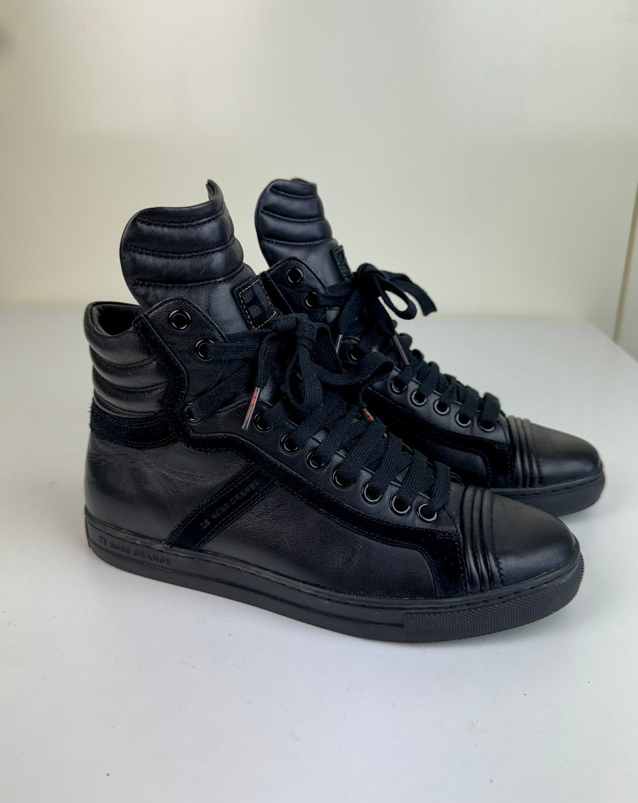 HUGO BOSS High Top Leather Sneakers Trainers Black Casual 37, Kleding | Dames, Zwart, Ophalen of Verzenden, Sneakers of Gympen