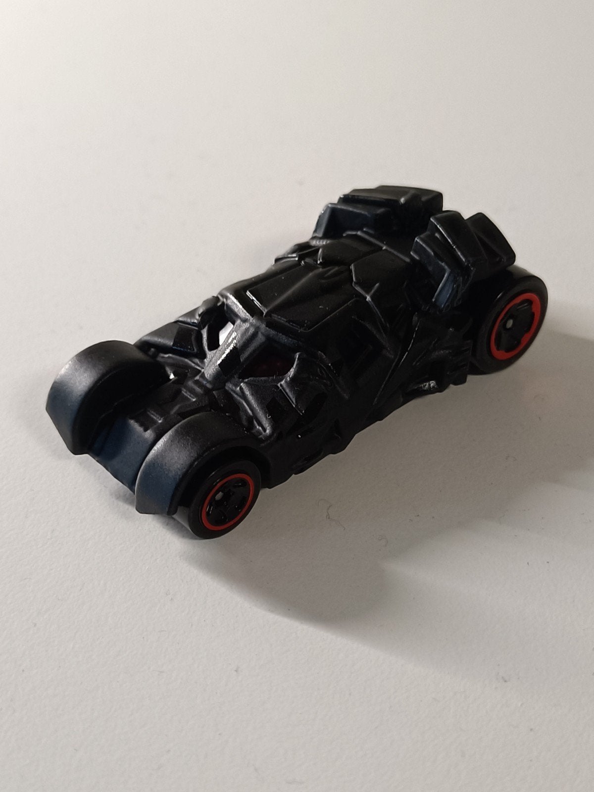 Hot Wheels The Dark Knight Rises The Tumbler Batmobile, Ophalen of Verzenden, Zo goed als nieuw