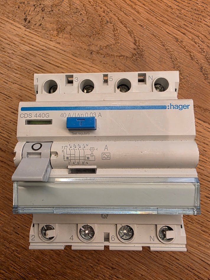 Hager Aardlekschakelaar 4 polen 40Amp  0,03A, Ophalen of Verzenden, Nieuw, Hager, Schakelaar