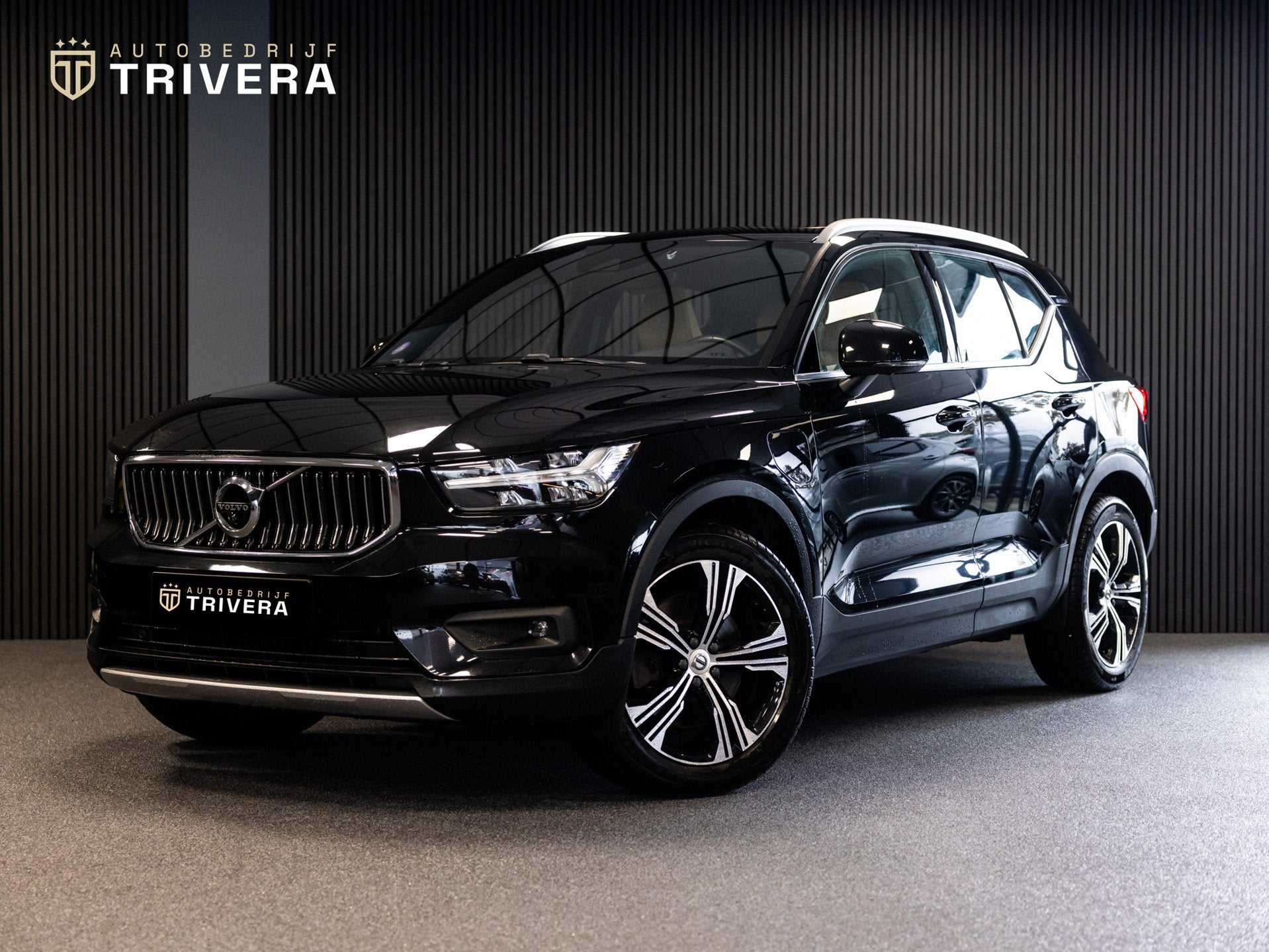 Volvo XC40 1.5 T5 Recharge Inscription 262PK l SoH 95% l CAM