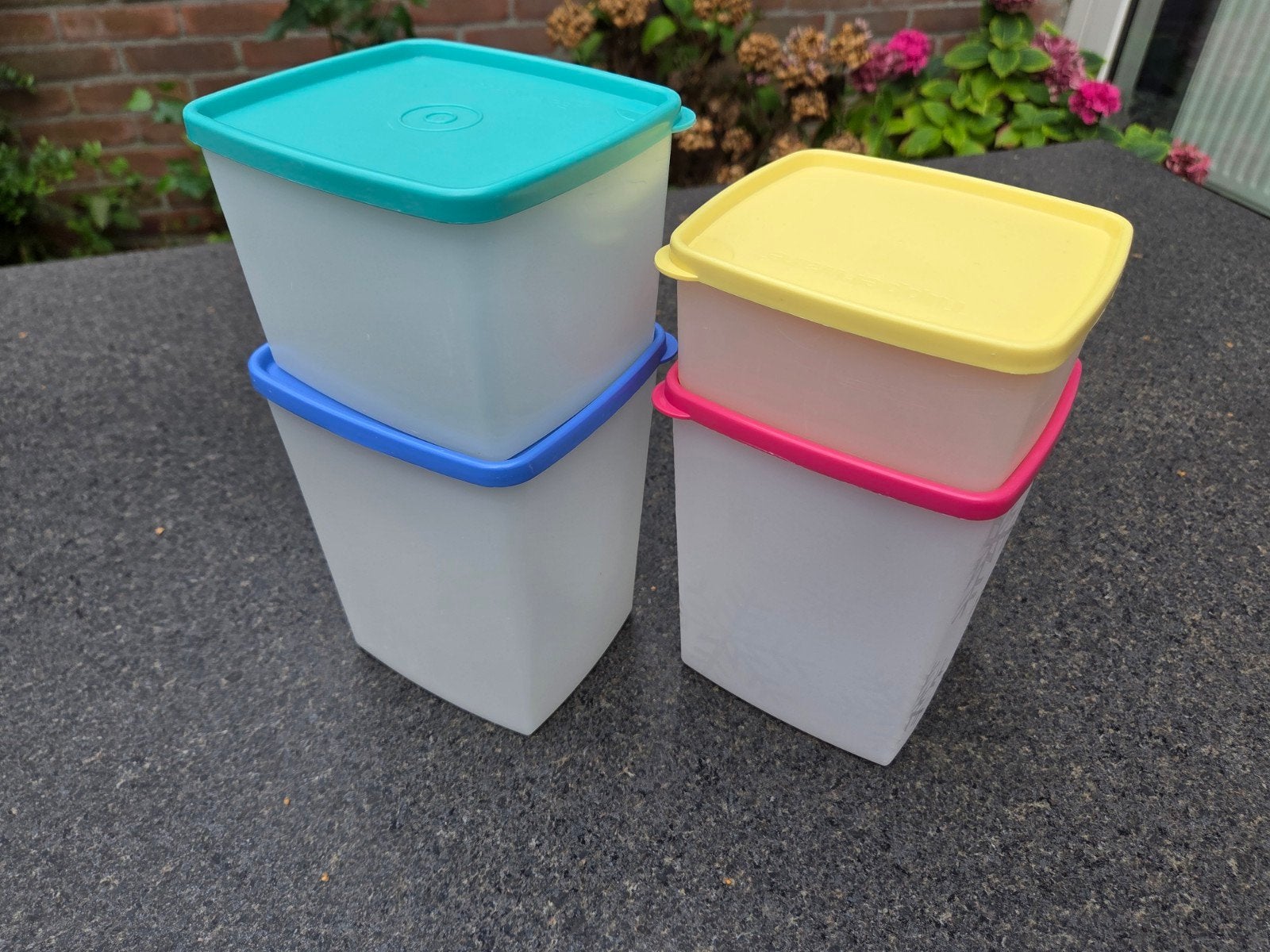 Tupperware bewaardozen met gekleurde deksels - 4 stuks, Huis en Inrichting, Ophalen of Verzenden