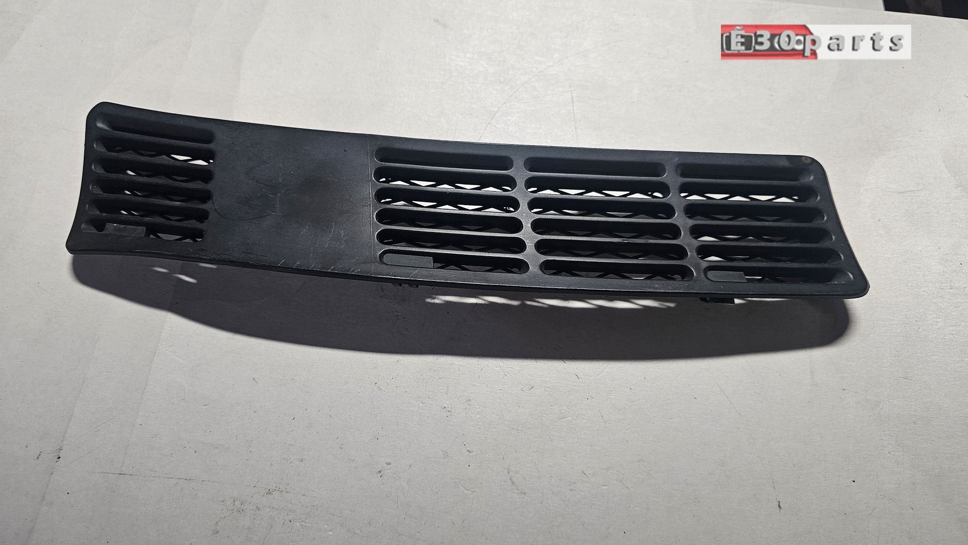 Rooster parafan rechts BMW 3 serie E30 51131904572 1904572, Gebruikt, -, Ophalen of Verzenden, -