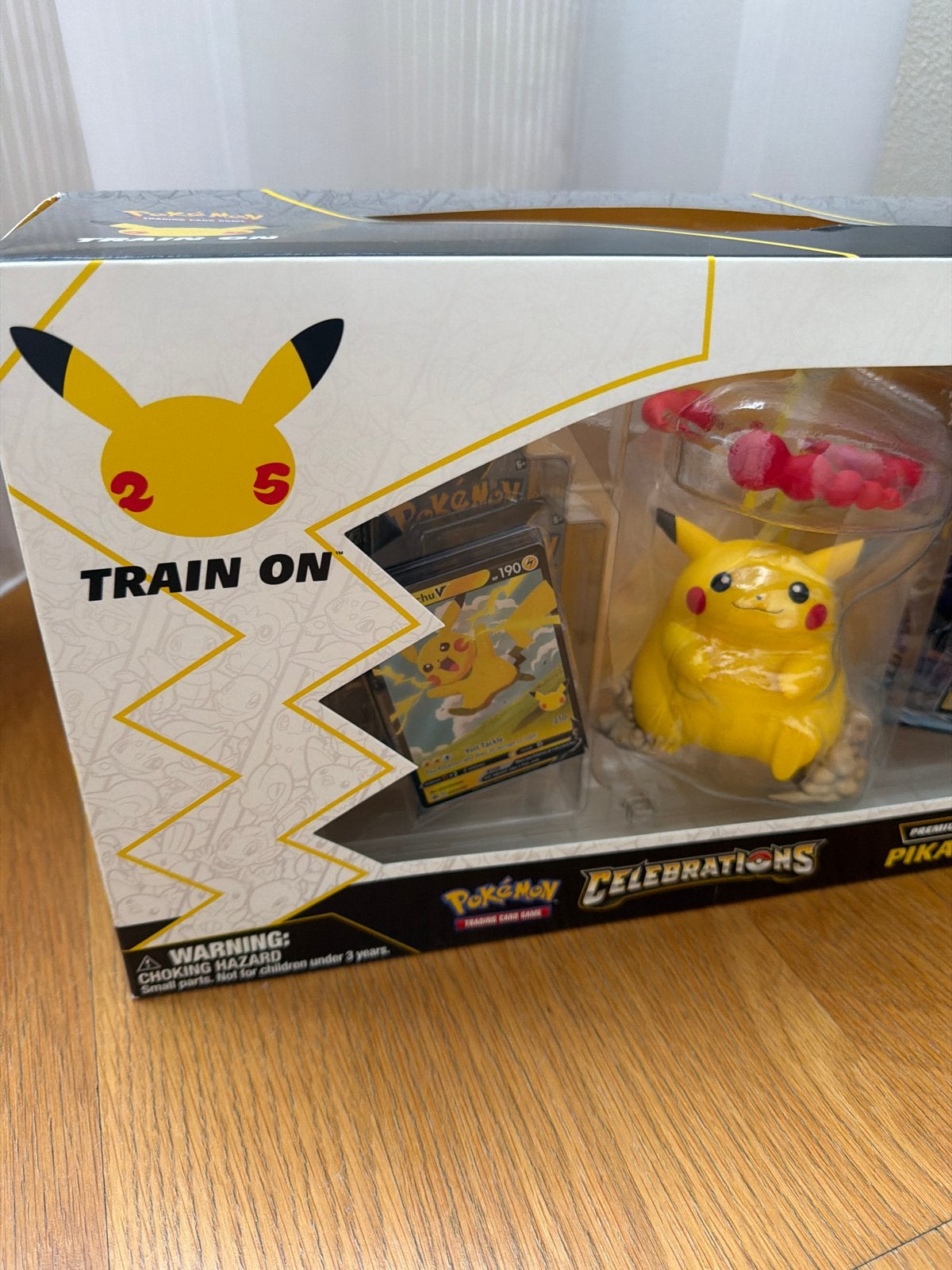 Pokémon Celebrations Premium Figure Collection Pikachu VMAX, Ophalen of Verzenden, Nieuw, Overige typen