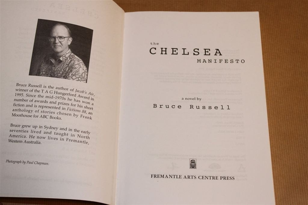 The Chelsea manifesto. A novel. Bruce L. Russell., Ophalen of Verzenden, Gelezen