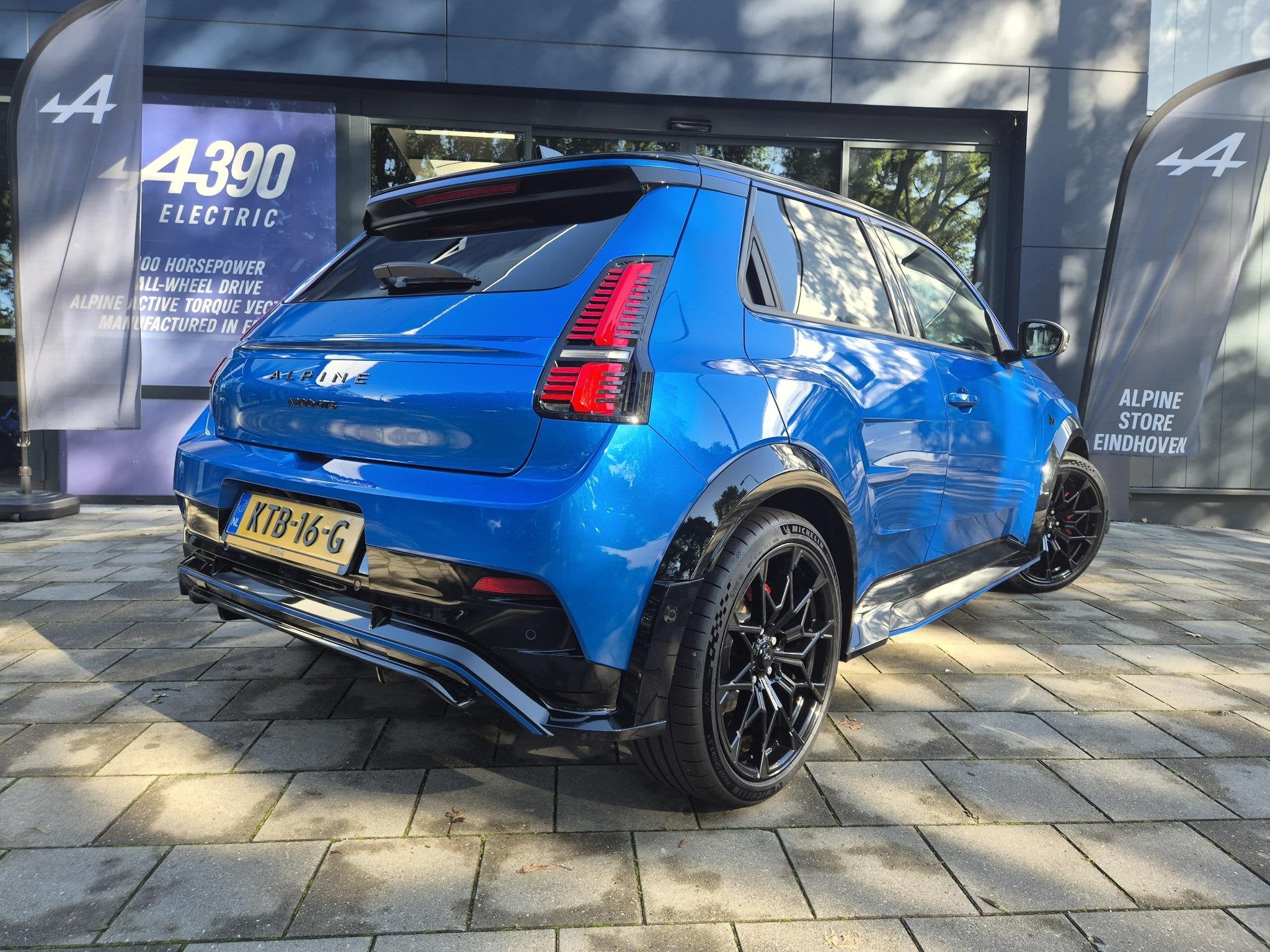 Alpine A290 GTS 52 kWh | Devialet Audio | Leder | Stoelverwa, Auto's, Gebruikt, Automatische klimaatregeling, Blauw, A290