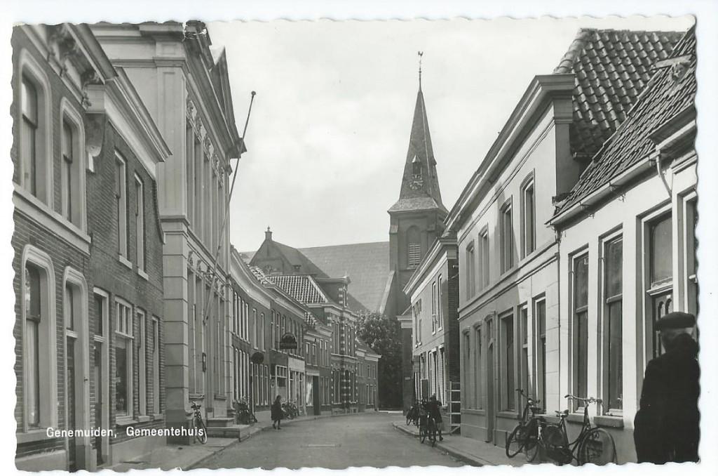 Ansichtkaart GENEMUIDEN  Gemeentehuis, Verzamelen, Ansichtkaarten | Nederland, Verzenden, Gelopen, Overijssel