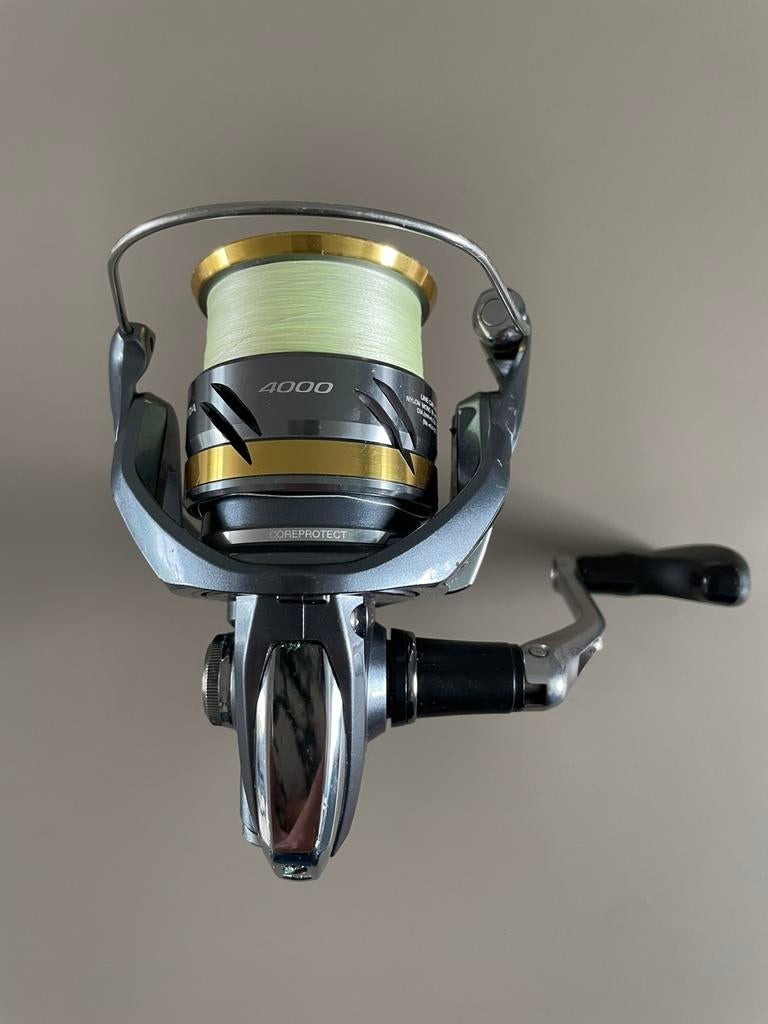 Vismolen Shimano Ultegra 4000-B, Ophalen of Verzenden, Zo goed als nieuw, Molen