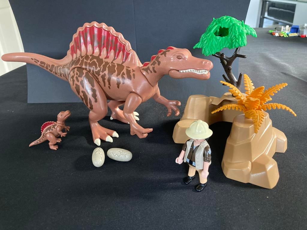 Playmobil Spinosaurus met jong., Ophalen of Verzenden, Zo goed als nieuw