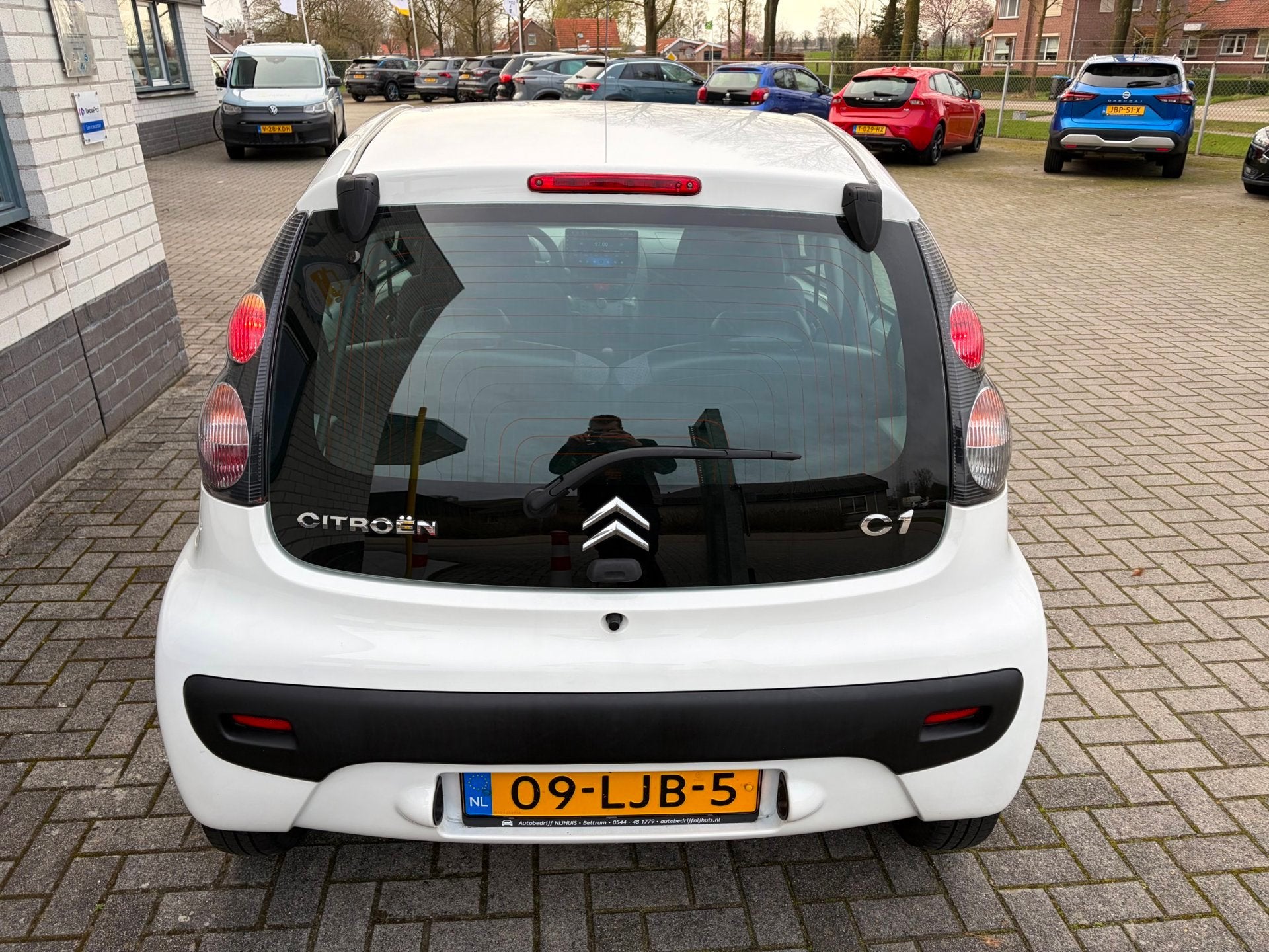 Citroen C1 1.0-12V Ambiance / Airco / Telefoon / Groot luxe, Auto's, Voorwielaandrijving, Stof, Gebruikt, Zwart