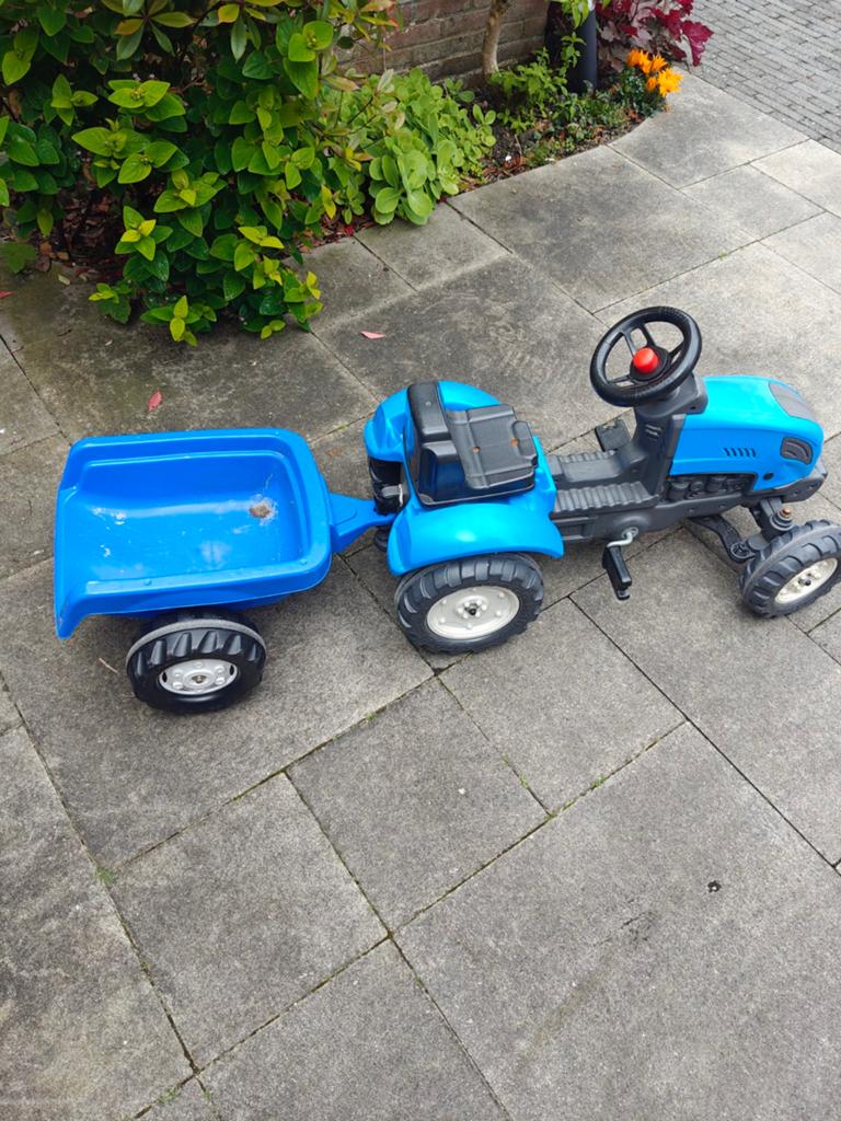 Tractor met aanhanger, Ophalen, Zo goed als nieuw