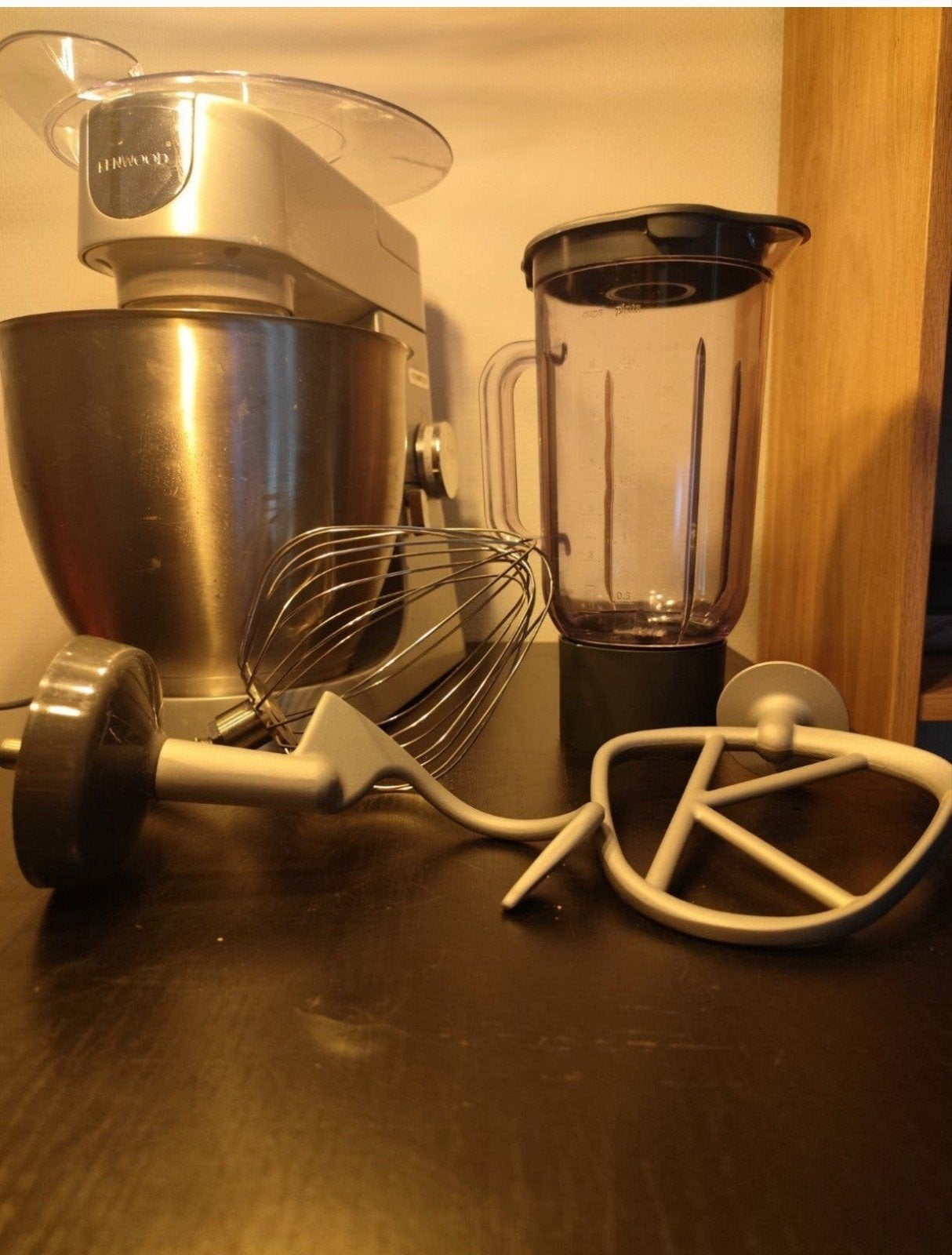 Kenwood Chef XL KVL40 keukenmachine met accessoires, 4 liter of meer, Ophalen, Zo goed als nieuw, 3 snelheden of meer
