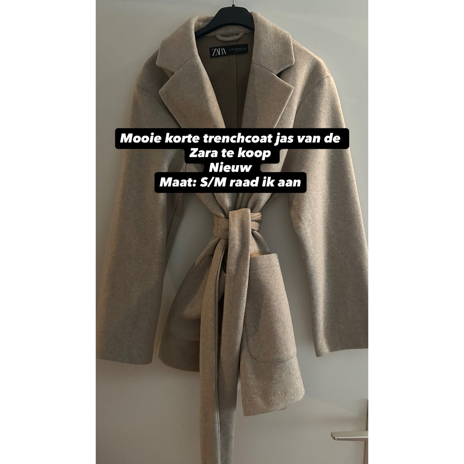 Zara korte trenchcoat jas - Nieuw, Maat S/M, Kleding | Dames, Verzenden, Nieuw, Maat 36 (S), Beige