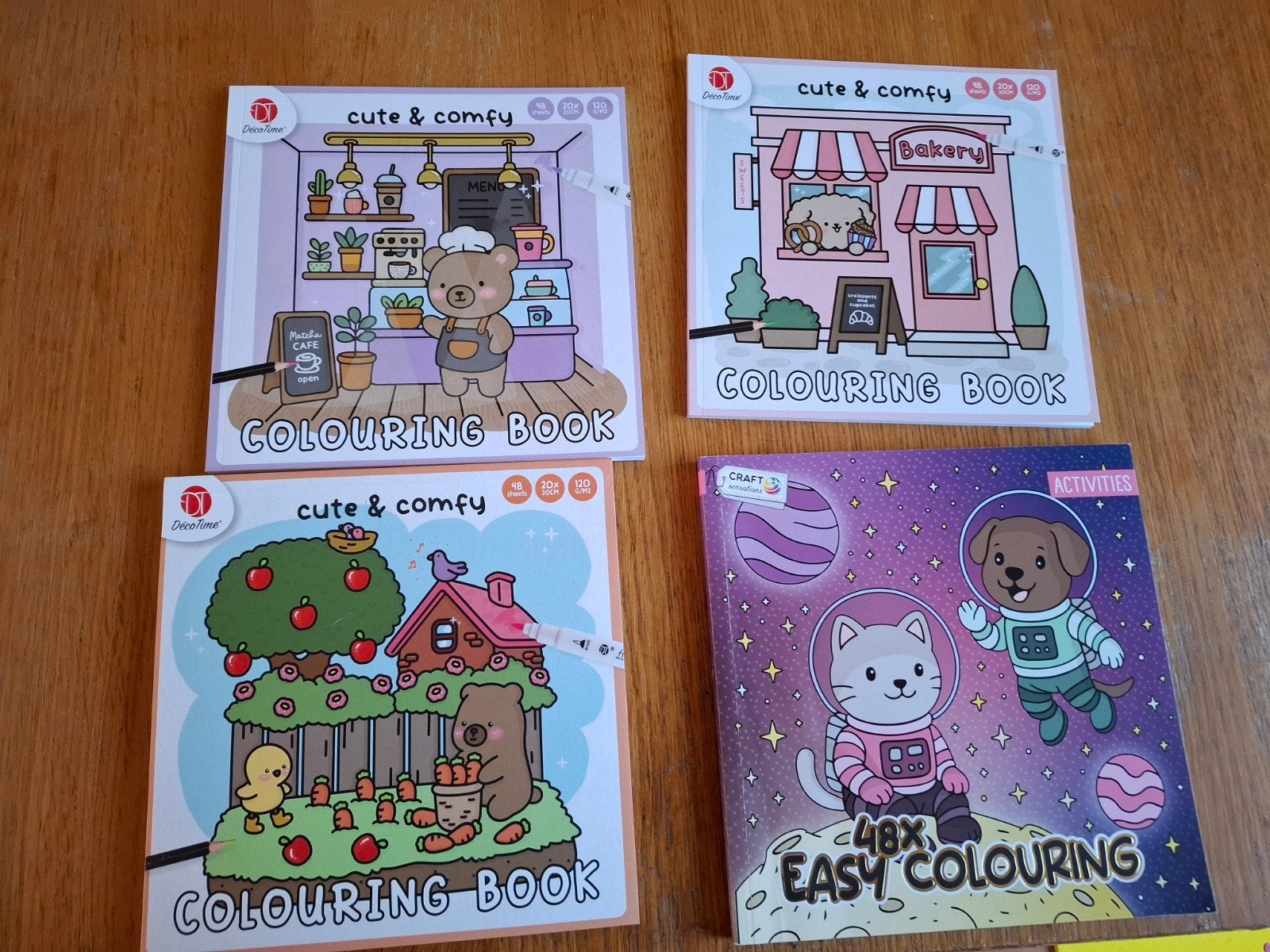 4 Cosy Kleurboeken - 2 Nieuw, 2 Licht Gebruikt, Ophalen of Verzenden, Zo goed als nieuw, Papier, Schets- of Tekenboek