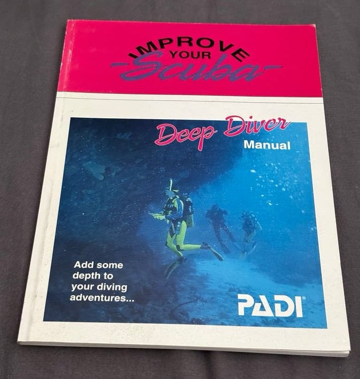 Duikboek: PADI Deep Diver Manual (Engelstalig), Ophalen of Verzenden, Gelezen