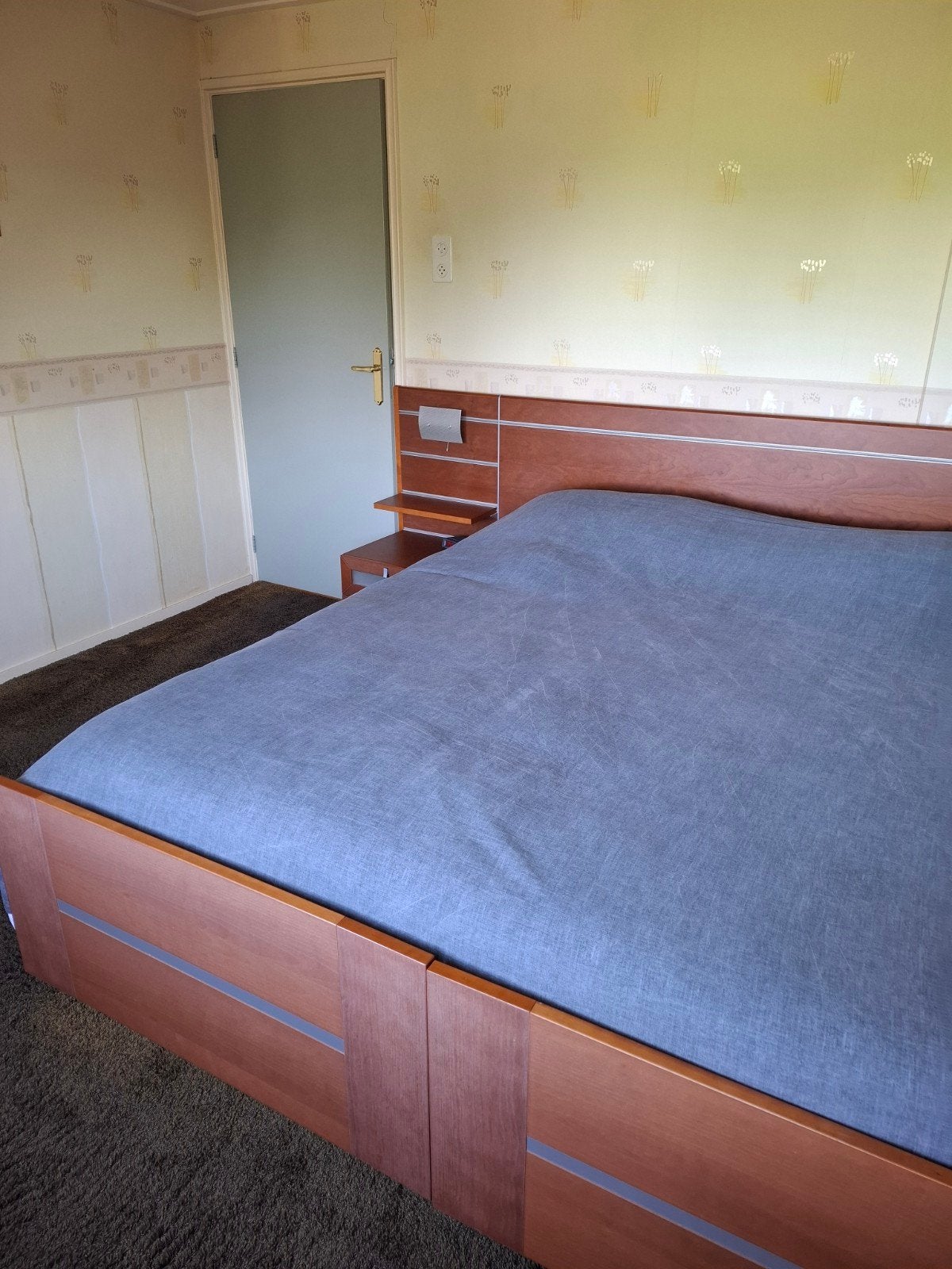 2 persoons ledikant, Huis en Inrichting, Slaapkamer | Bedden, Ophalen, Gebruikt, Bruin, 210 cm