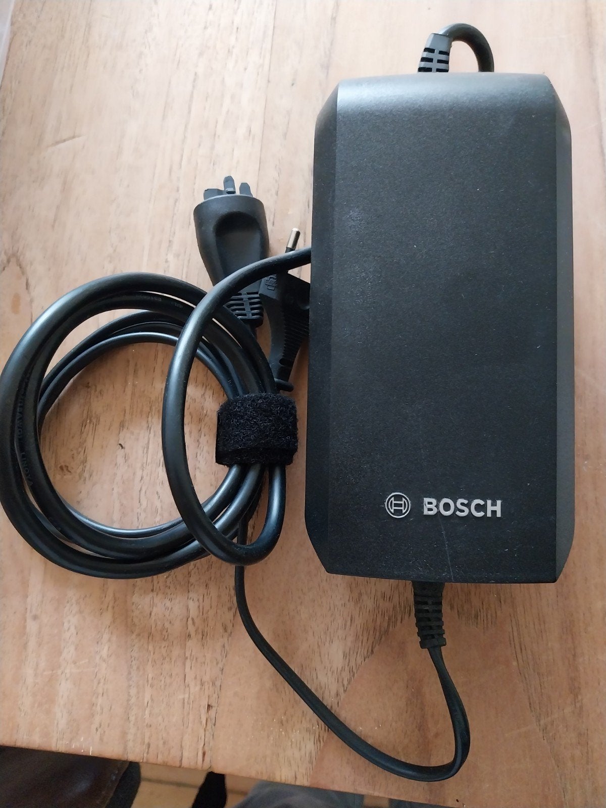 Bosch eBike Acculader 36-4/230 Active/Performance Line, Fietsen en Brommers, Zo goed als nieuw