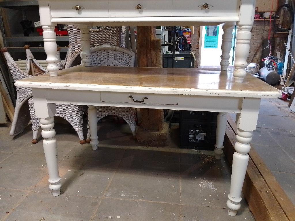 Eet kamer tafel, Huis en Inrichting, Tafels | Eettafels, Ophalen, Overige materialen, Gebruikt, 100 tot 150 cm