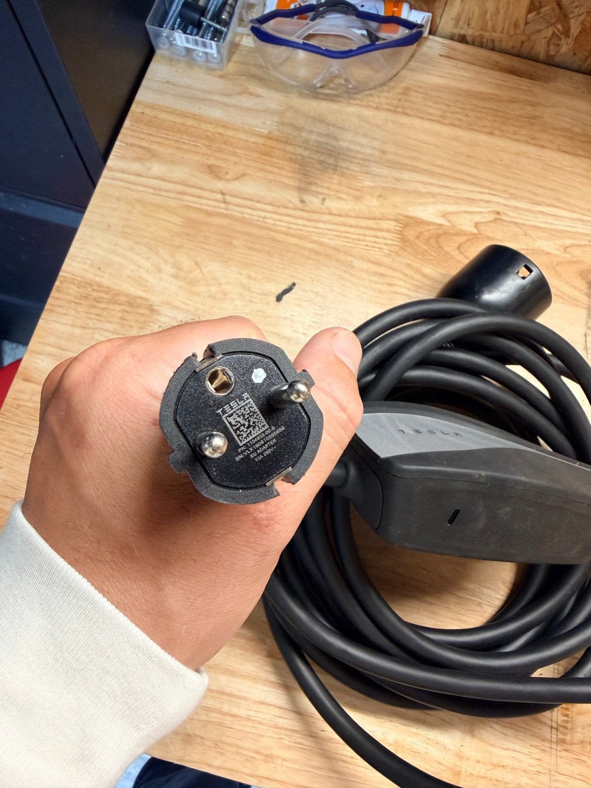 Tesla Mobile Connector Gen 2 Laadkabel (Model 3, S, Y, X), Auto diversen, Laadpalen, Ophalen, Zo goed als nieuw, Laadkabel
