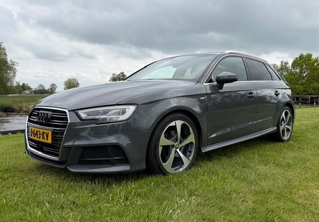 Audi A3 1.5 Tfsi 150pk CoD Ultra S Tronic 2017 Grijs, 1498 cc, Zwart, 4 cilinders, Overige bekleding