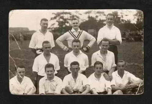 Fotokaart Velocitas Be Quick Voetbal Forwardveld 1924., Verzamelen, Ophalen of Verzenden, 1920 tot 1940, Gelopen, Sport en Spel