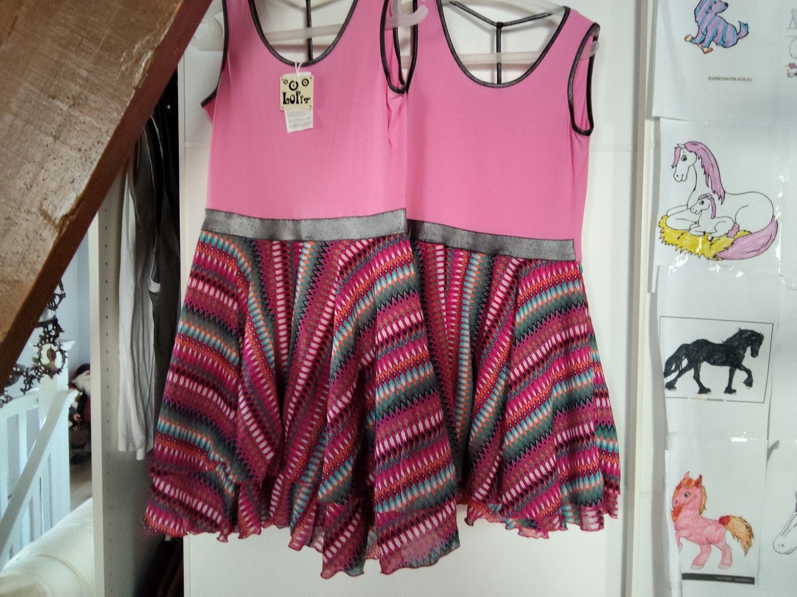 LOFf.   Twee mooie nieuwe kinder jurkjes 146/152.   158/164., Ophalen of Verzenden, Nieuw, Meisje, Broek