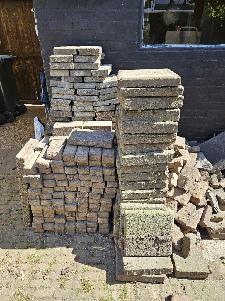Gratis stenen, Tuin en Terras, Tegels en Klinkers, Ophalen, Gebruikt, Klinkers, Minder dan 5 m²