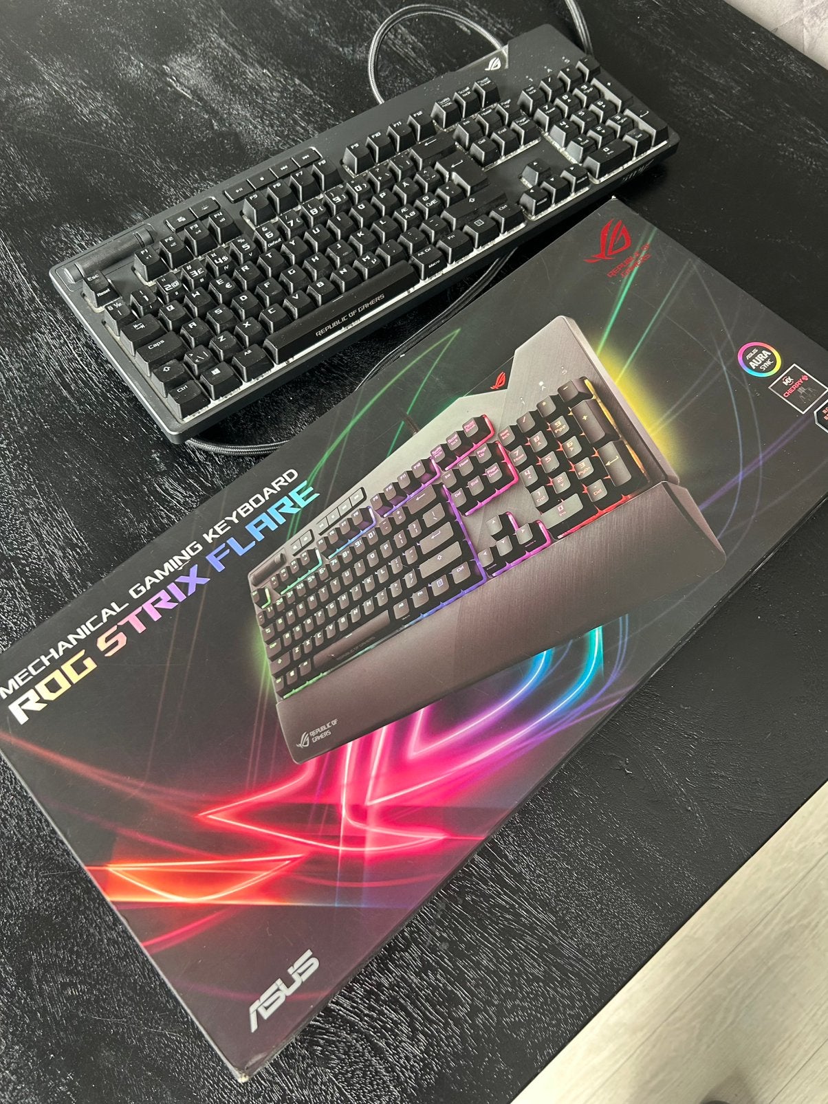 Asus rog strix flare, Ophalen of Verzenden, Gebruikt, Bedraad, Gaming toetsenbord
