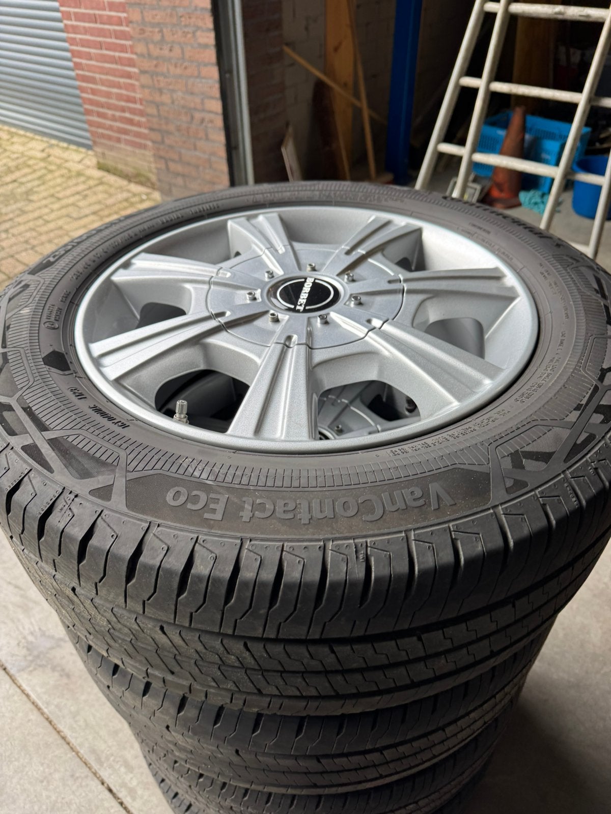 17" Vw Crafter / Man Tge LM Velg+235.60.17 Continental Nwst!, Ophalen, 16 inch, Banden en Velgen, All Season