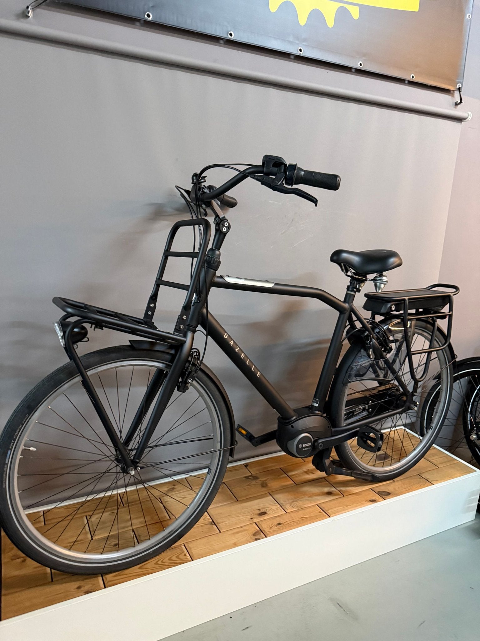 Elektrische Transporter fiets GAZELLE HEAVY DUTY BOSCH, -, -, Zo goed als nieuw, -