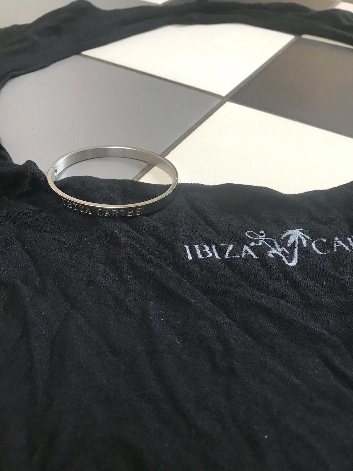 Ibiza caribe zwarte armband top m l, Maat 38/40 (M), Zwart, Ophalen of Verzenden, Zo goed als nieuw