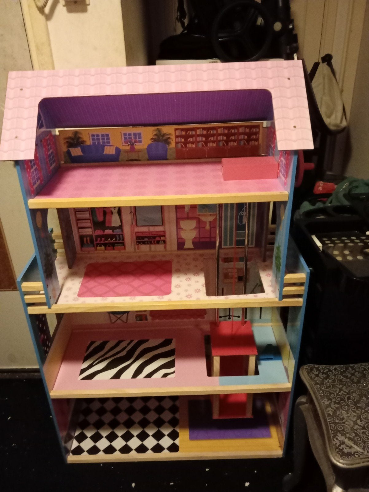 poppen huis met lift 1.55hoog, Ophalen of Verzenden, Poppenhuis