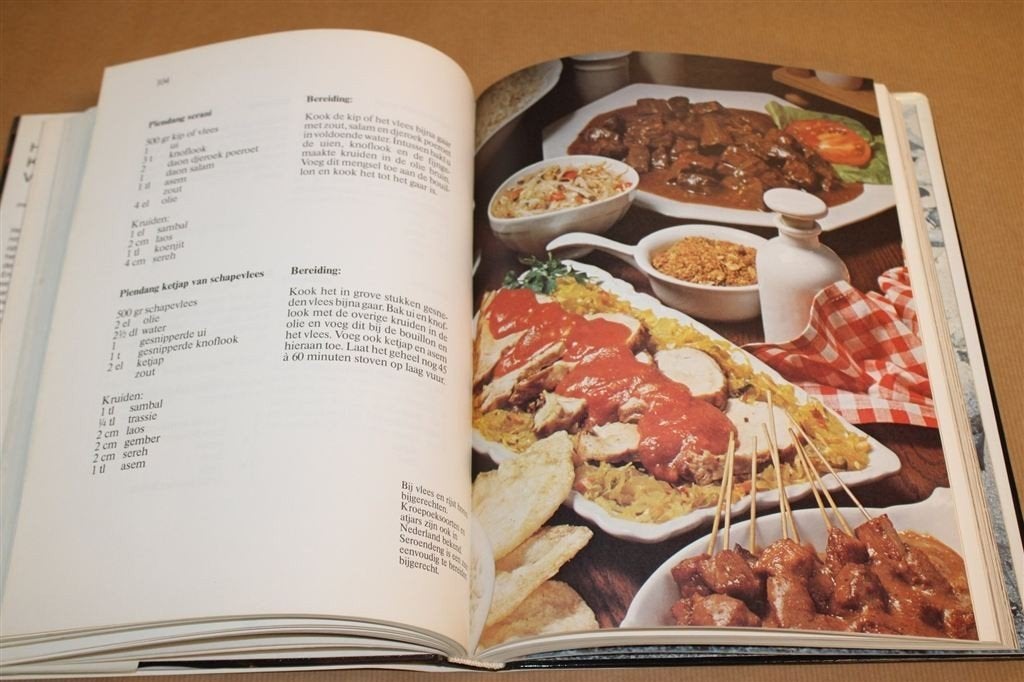Indonesisch Kookboek van A tot Z — Groot Formaat, 1991, Boeken, Ophalen of Verzenden, Gelezen, Azië en Oosters
