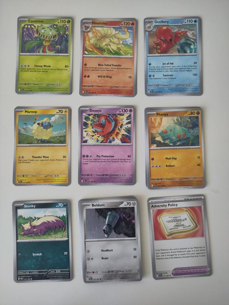 Te koop/Ruilen: Chaos Rising bulk incl holo en rev holo, Ophalen of Verzenden, Zo goed als nieuw, Meerdere kaarten