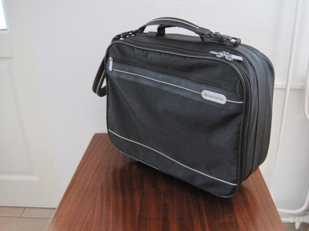 Rolkoffer Samsonite, Sieraden, Tassen en Uiterlijk, Tassen | Reistassen en Weekendtassen, 40 tot 60 cm, Gebruikt, Zwart, Minder dan 20 cm