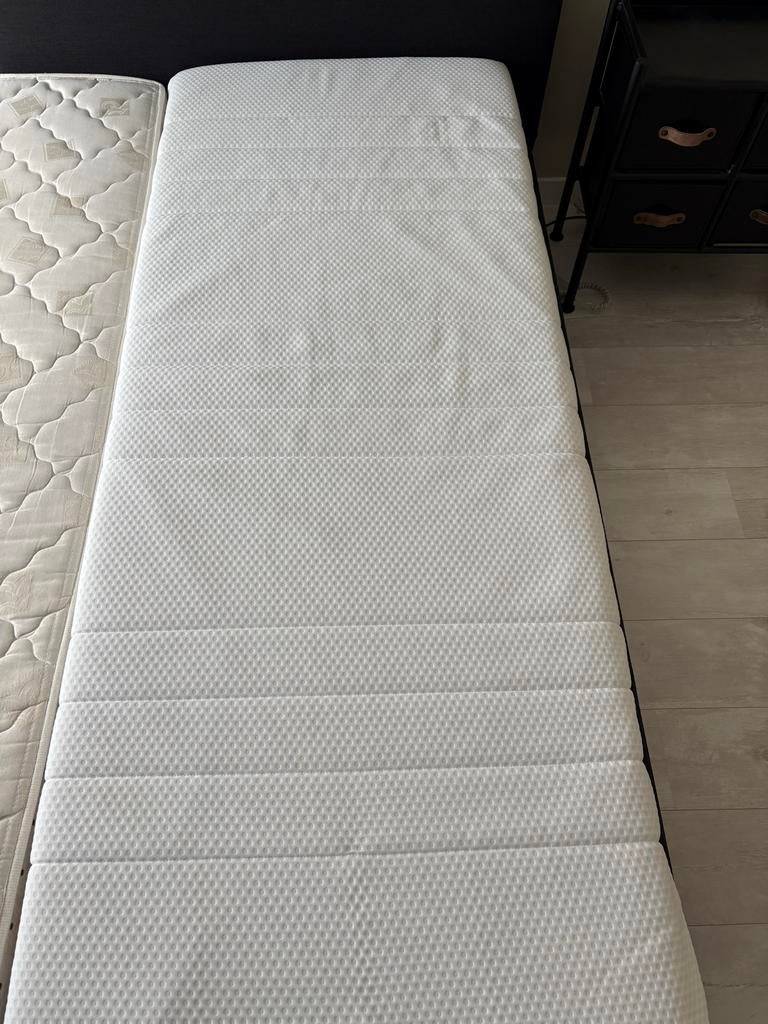 Zo goed als nieuw matras 80x200 cm, Huis en Inrichting, Slaapkamer | Matrassen en Bedbodems, Ophalen, Eenpersoons, Zo goed als nieuw