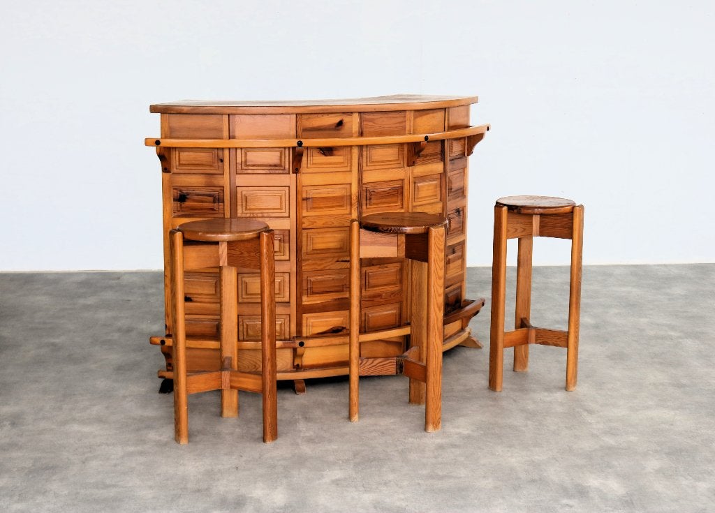 brutalist bar | barkrukken | jaren 70 | pine, Gebruikt, ., Inclusief barstoelen, Ophalen of Verzenden