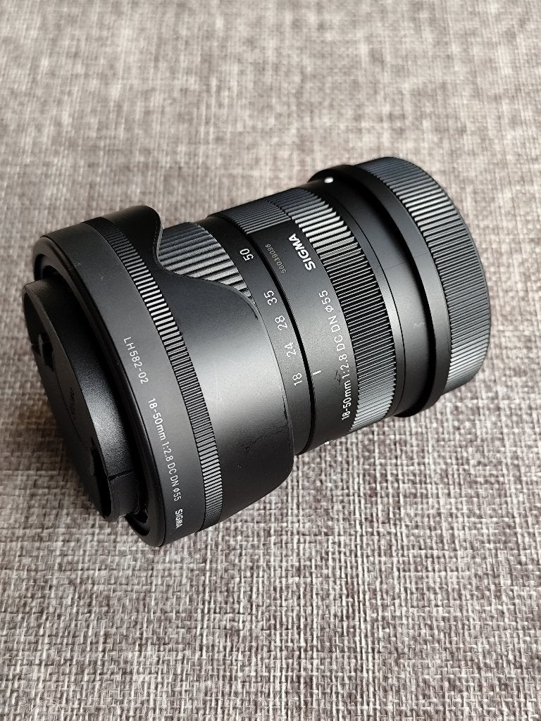 Sigma 18-50mm f/2.8 DC DN Contemporary Leica L-mount (Lumix), Audio, Tv en Foto, Fotografie | Lenzen en Objectieven, Sigma, L-mount