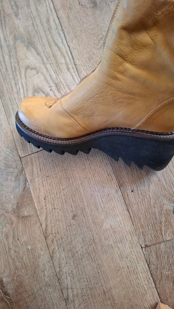 Boots schoen met rits, Kleding | Dames, Schoenen, Lofina, Ophalen of Verzenden, Zo goed als nieuw