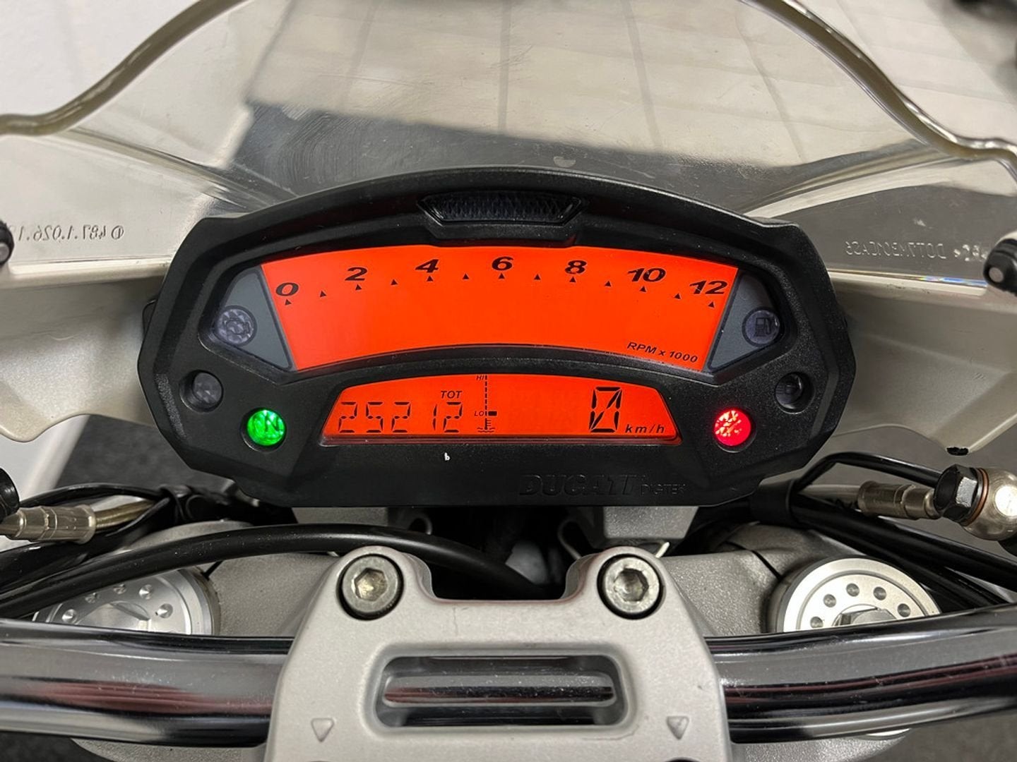 ⭐️⭐️Ducati M 696 MONSTER 696 MONSTER696⭐️⭐️, 2 cilinders, Bedrijf, Onbekend, Meer dan 35 kW