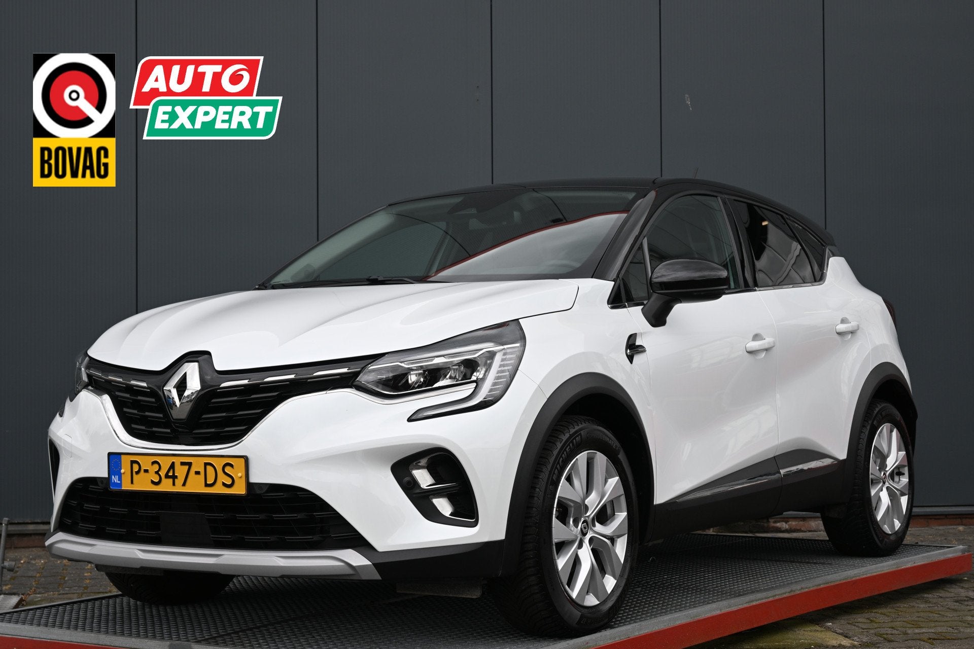 Renault Captur 1.0 TCe 90 Intens (bj 2022), Auto's, Voorwielaandrijving, Stof, Gebruikt, Wit
