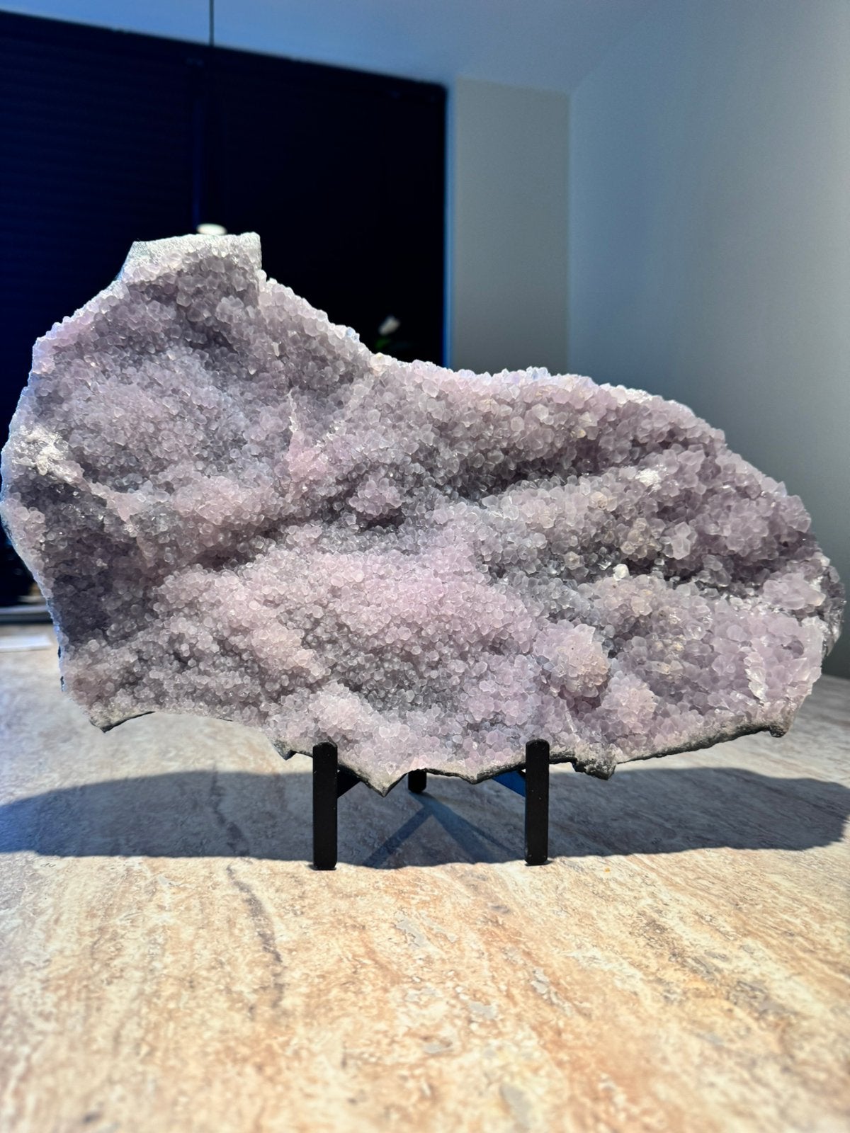 Amethist slab plaat uit Brazilië - unieke matte kristallen, Ophalen, Mineraal